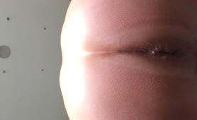 Shitting in close up